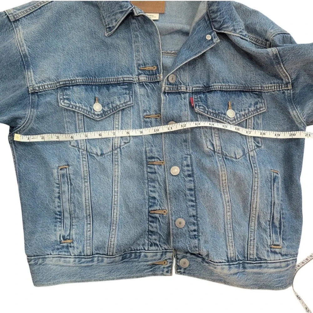 Levis —excellent used